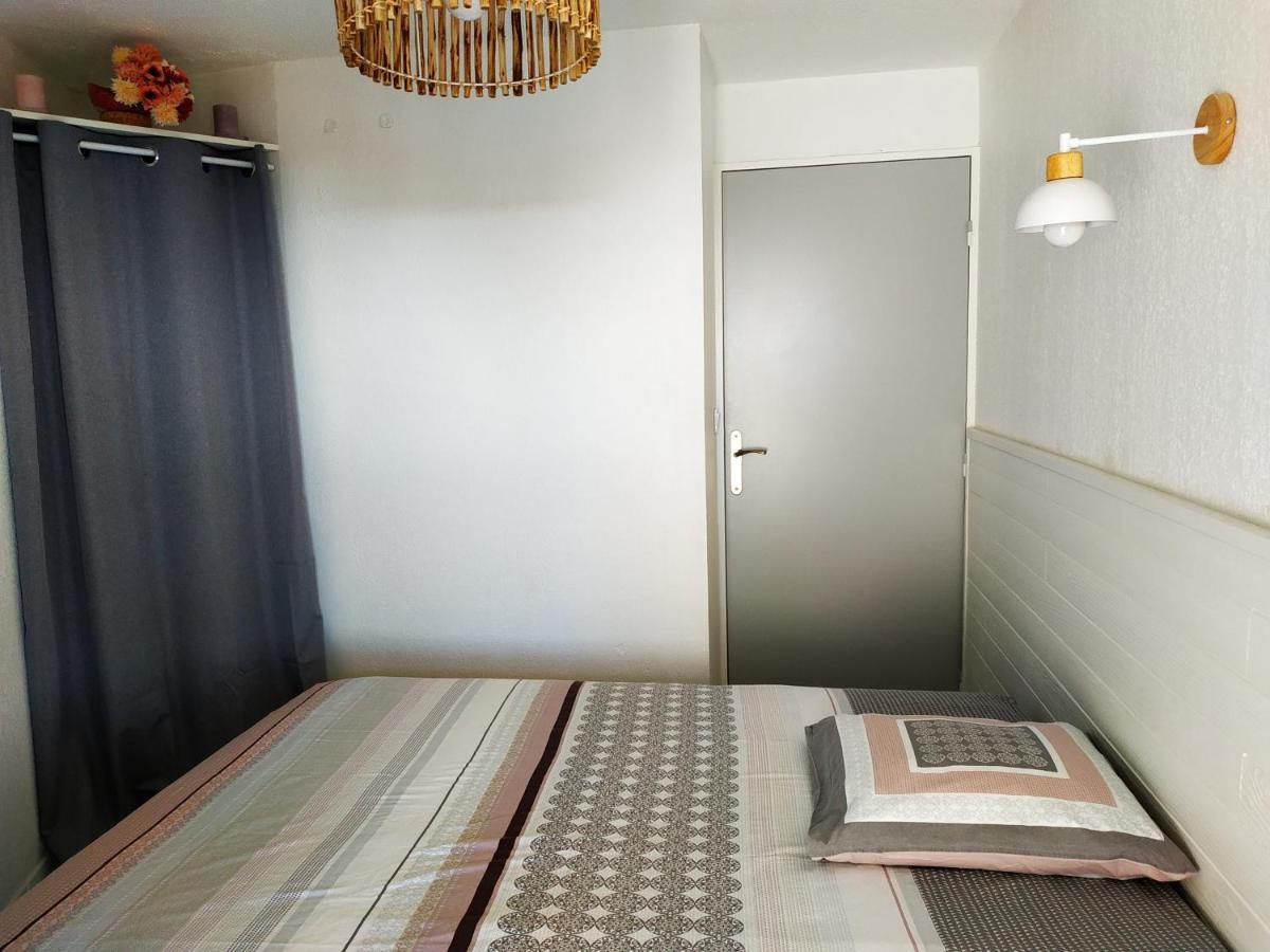 Appartement, Vue Sur Mer, Acces Direct Plage, Piscine 维亚斯 外观 照片