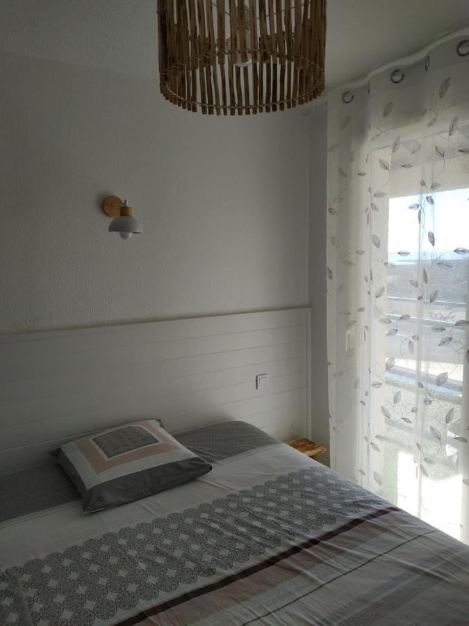 Appartement, Vue Sur Mer, Acces Direct Plage, Piscine 维亚斯 外观 照片
